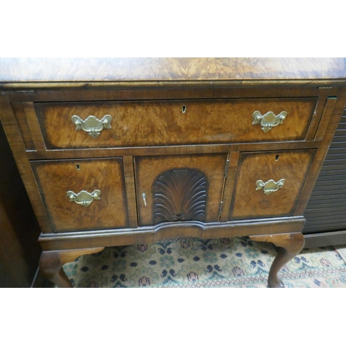 353 - Mahogany & walnut bureau - Approx W: 76cm D: 44cm H: 103cm