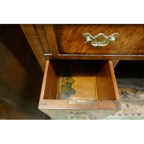 353 - Mahogany & walnut bureau - Approx W: 76cm D: 44cm H: 103cm