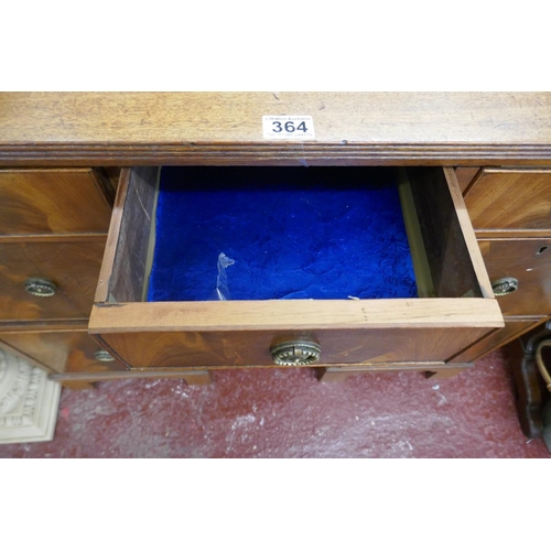 364 - Mahogany kneehole desk - Approx W: 98cm D: 46cm H: 81cm