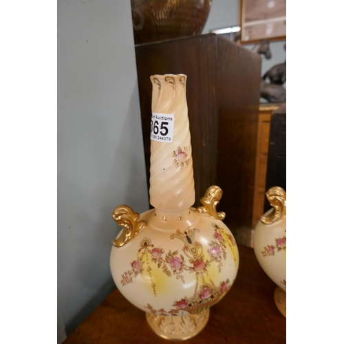 365 - 2 pairs of Crown Devon vases