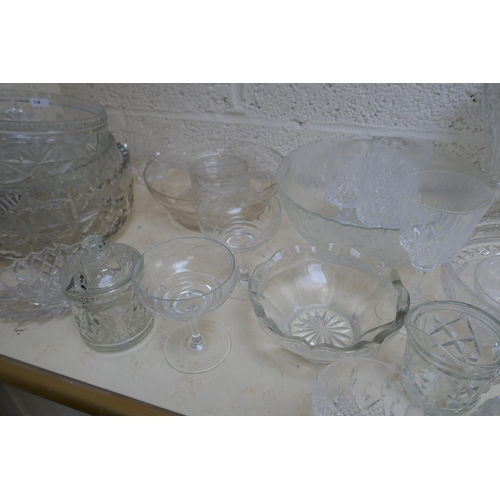 408 - Large collection of glass