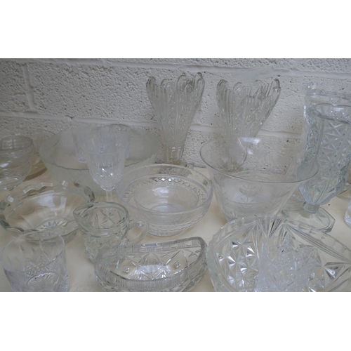 408 - Large collection of glass