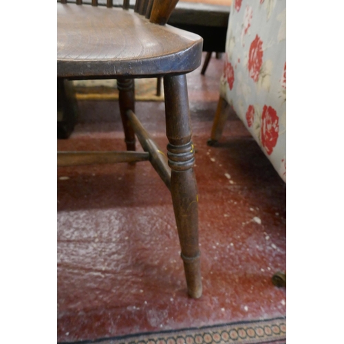 442 - Antique broad arm country chair