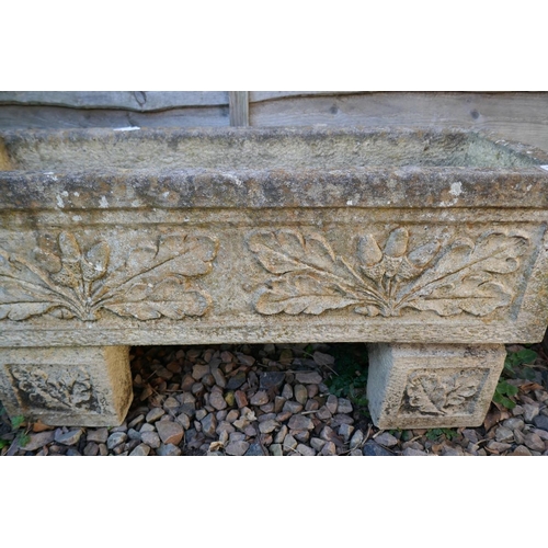 478 - Raised stone trough