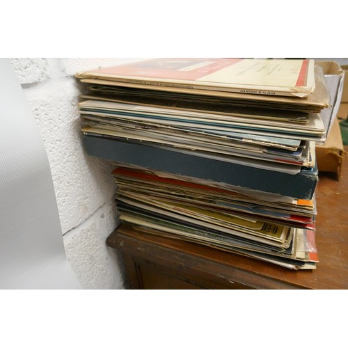 305 - Collection of vinyl LPs