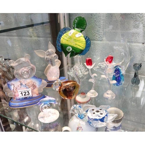 123 - Collection of glass figures to include Murano