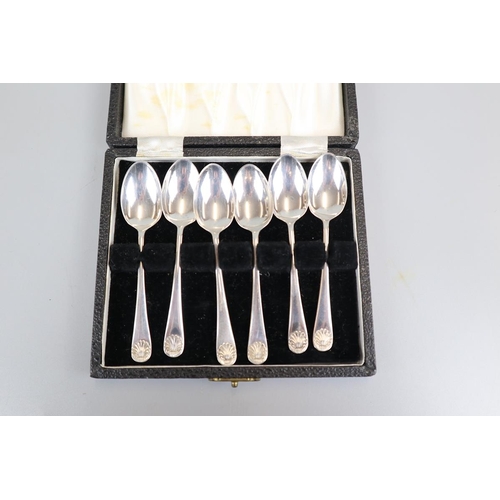 13 - Set of 6 cased hallmarked silver spoons together with single cased hallmarked silver spoon