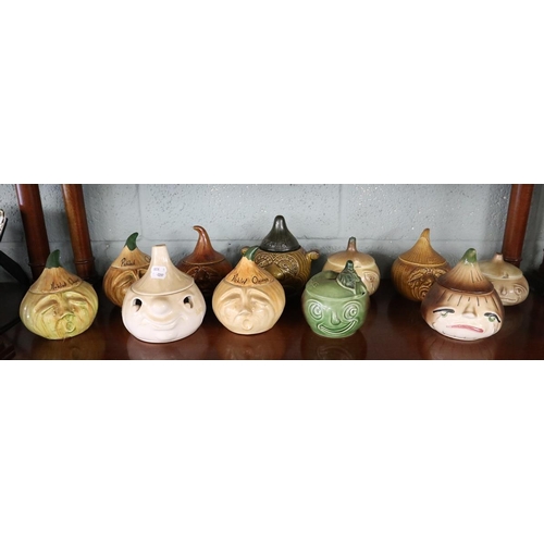 179 - Collection condiment pots to include Sylvac