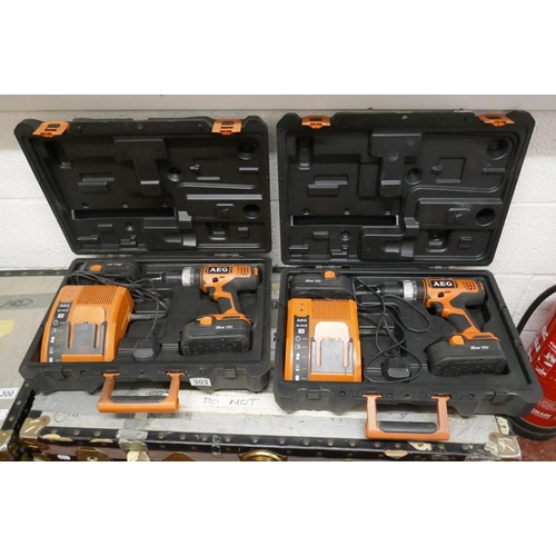 303 - 2 AEG cordless drills