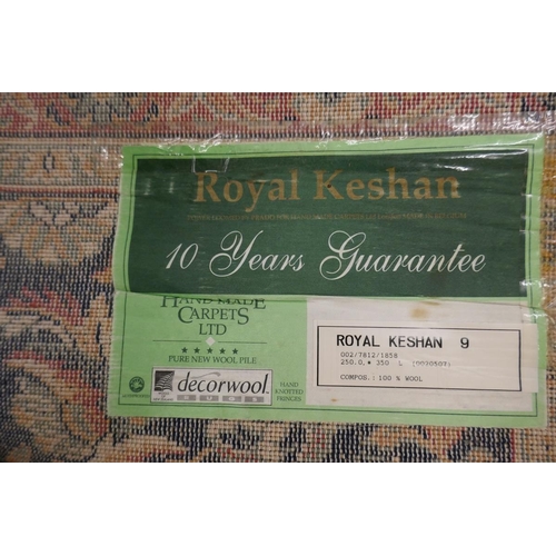 363 - Large Keshan rug - Approx size: 355cm x 250cm