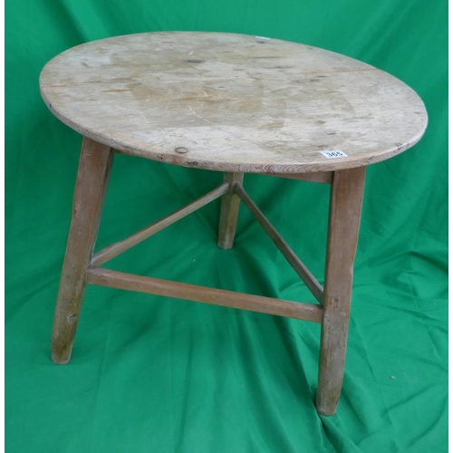 365 - Antique pine cricket table - Approx size D: 81cm x H: 75cm