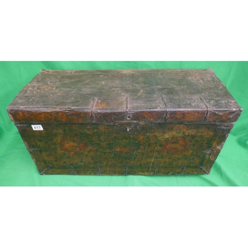 417 - Early antique painted dowry chest - Approx size W: 84cm D: 37cm H: 41cm