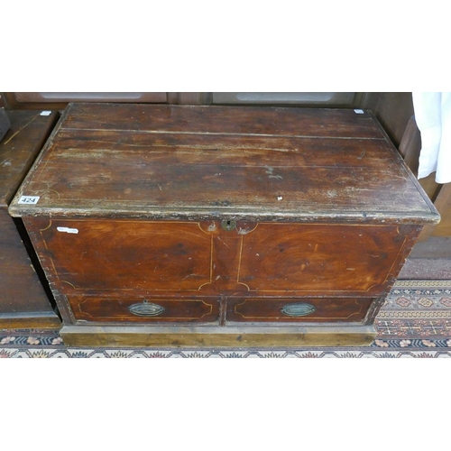 424 - Antique scumble painted pine mule chest - Approx size W: 92cm D: 50cm H: 53cm