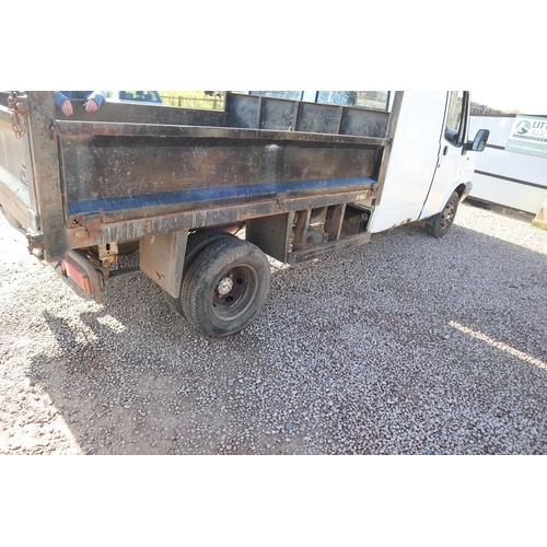 470 - Sold as seen - LDV Convey crew cab tipper - Short twin wheel base, original 65,000 miles - 5 speed m... 