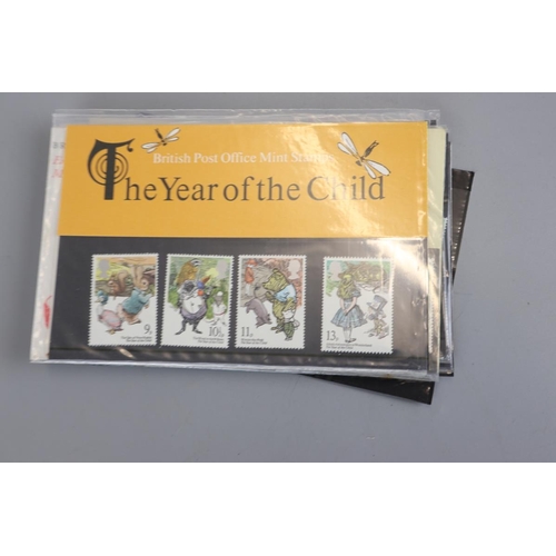 99 - Stamps - GB decimal presentation packs (Approx 60) plus mini sheets, booklets etc.