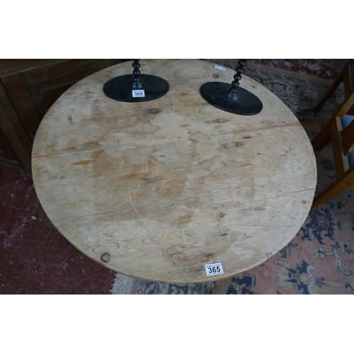 365 - Antique pine cricket table - Approx size D: 81cm x H: 75cm