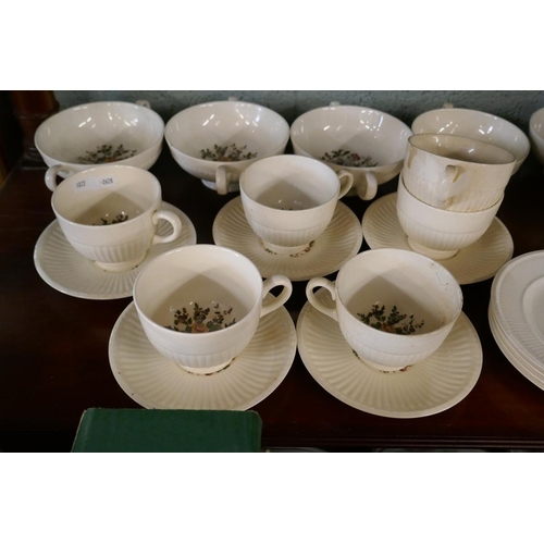 130 - Collection of Wedgewood Conway pattern