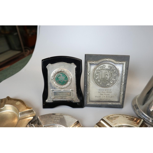 195 - Large collection of Bentley associated items to include tankards, ashtrays, ephemera, photos, badges... 