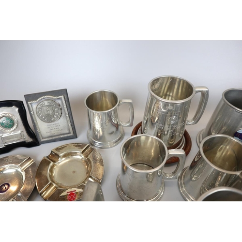 195 - Large collection of Bentley associated items to include tankards, ashtrays, ephemera, photos, badges... 