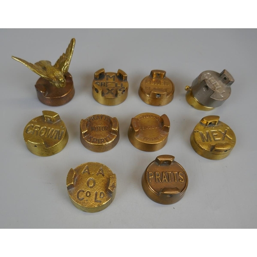 210 - Collection of oil can caps to include Shell and Pratts