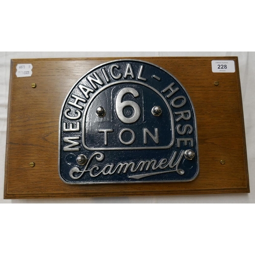 228 - Mounted Scammell badge