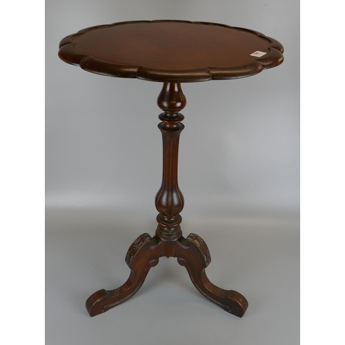 256 - Mahogany wine table