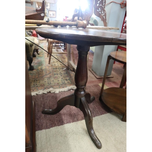 267 - Tilt top oak pedestal table