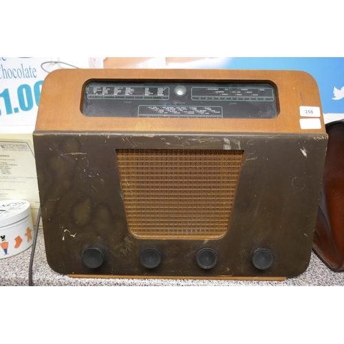 358 - Valve radio by Murray Radio Ltd