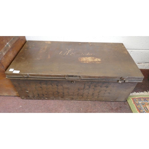 368 - Late 19thC Sea-Captains trunk