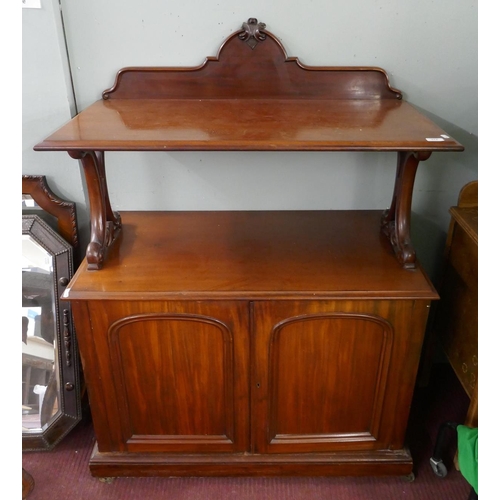 372 - Victorian fitted buffet side cupboard - Approx size: W: 99cm D: 56cm H: 132cm