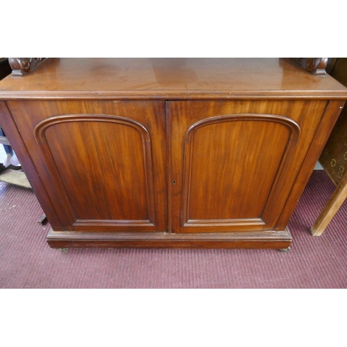 372 - Victorian fitted buffet side cupboard - Approx size: W: 99cm D: 56cm H: 132cm