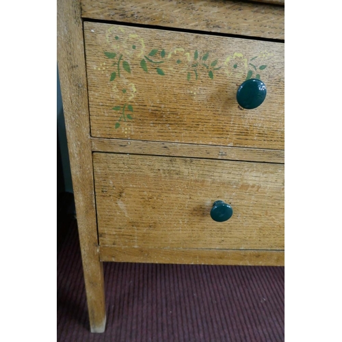 376 - Oak chest of drawers - Approx size: W: 92cm D: 43cm H: 85cm