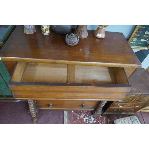 380 - Scottish mahogany chest of 4 drawers - Approx size: W: 112cm D: 51cm H: 124cm