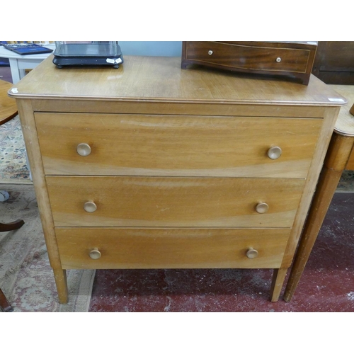 416 - Gordon Russell chest - Approx size: W: 92cm D: 49cm H: 84cm