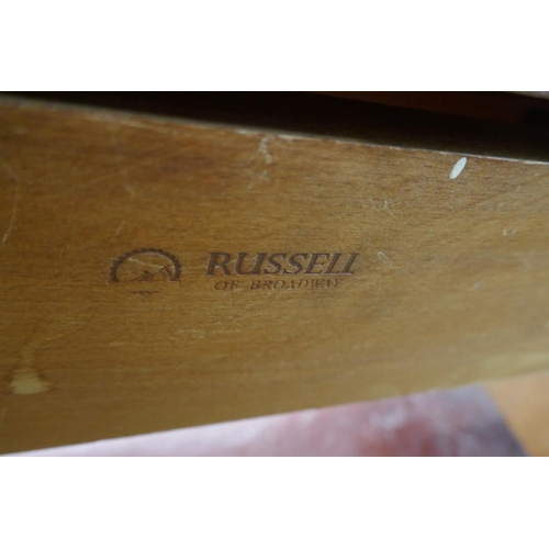 418 - Gordon Russell dressing table