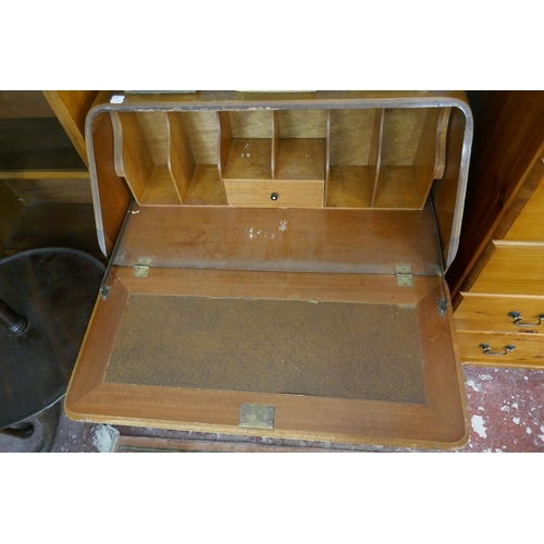 429 - 1930's oak bureau