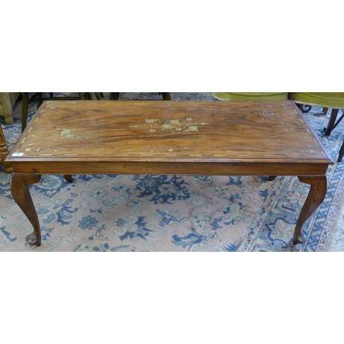 446 - Mahogany coffee table with brass inlay on cabriole legs - Approx size: W: 125cm D: 56cm H: 47cm