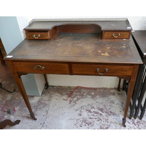 454 - Ladies writing desk - Approx size: W: 92cm D: 52cm H: 82cm