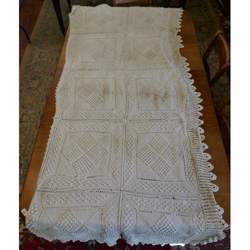 460 - Large Victorian crocheted throw