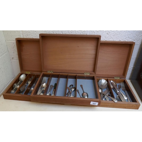 468 - 3 cutlery cases and a collection of flatware