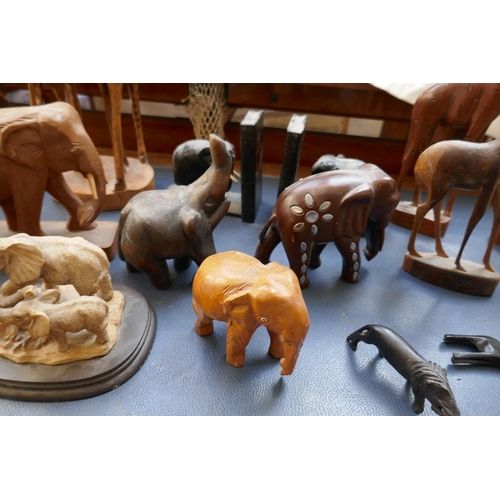 475 - Collection of carved animal figurines etc