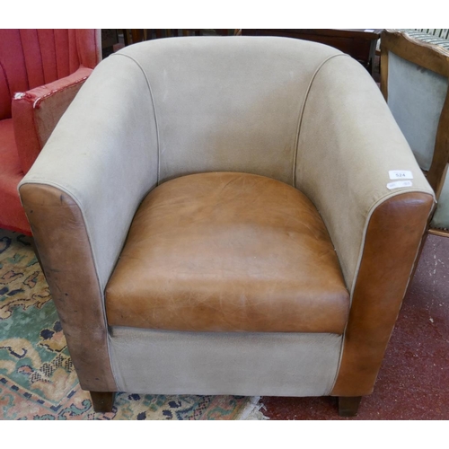 524 - Club chair