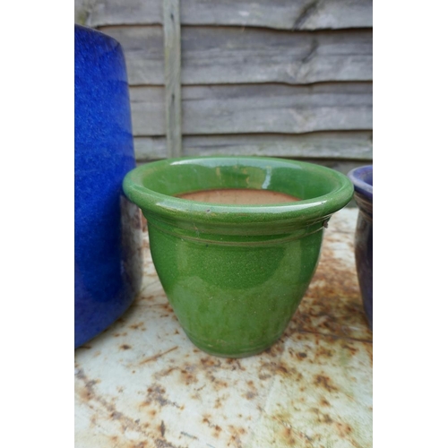 548 - 4 coloured glazed planters