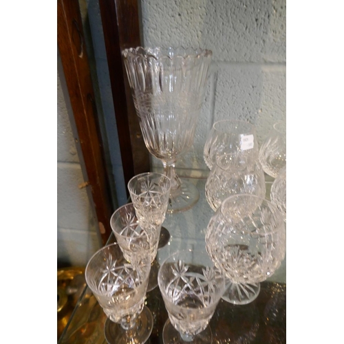 98 - Large collection of glass