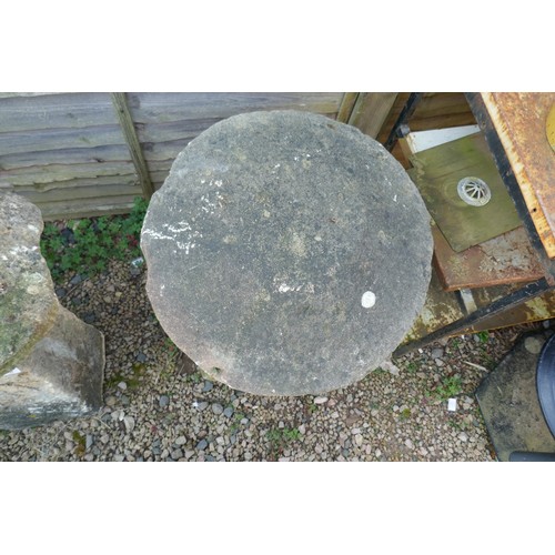 549 - Large antique Cotswold stone staddle stone