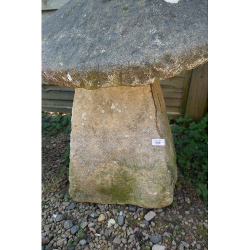 549 - Large antique Cotswold stone staddle stone