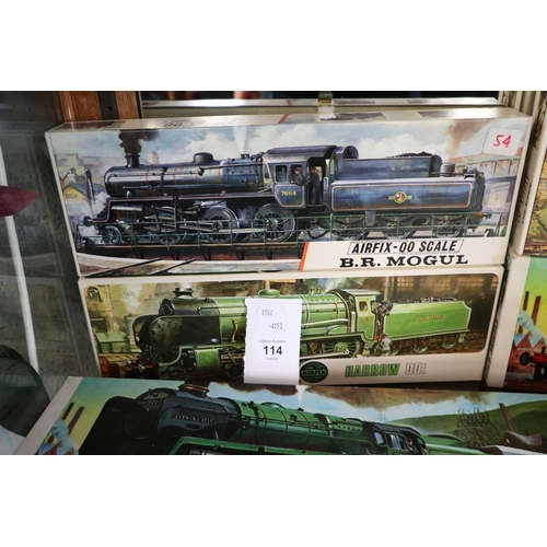 114 - Collection of Airfix railway models