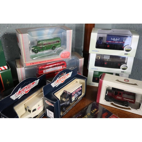 139 - Collection of diecast vehicles to include Corgi