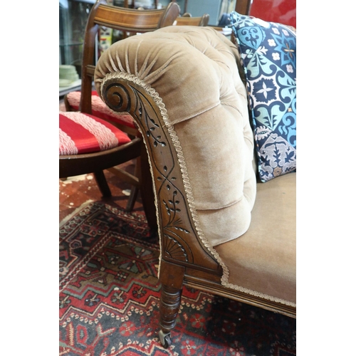 151 - Antique chaise longue