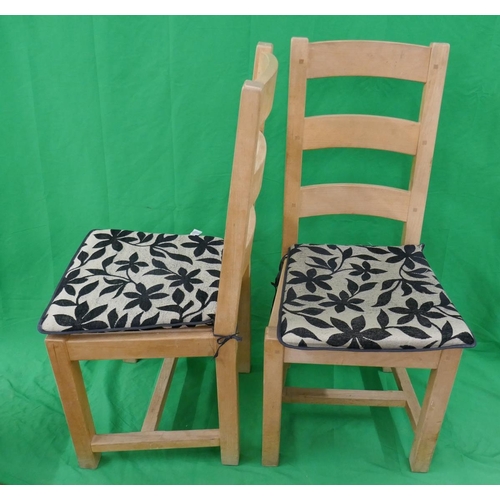 189 - Set of 6 good quality oak dining chairs